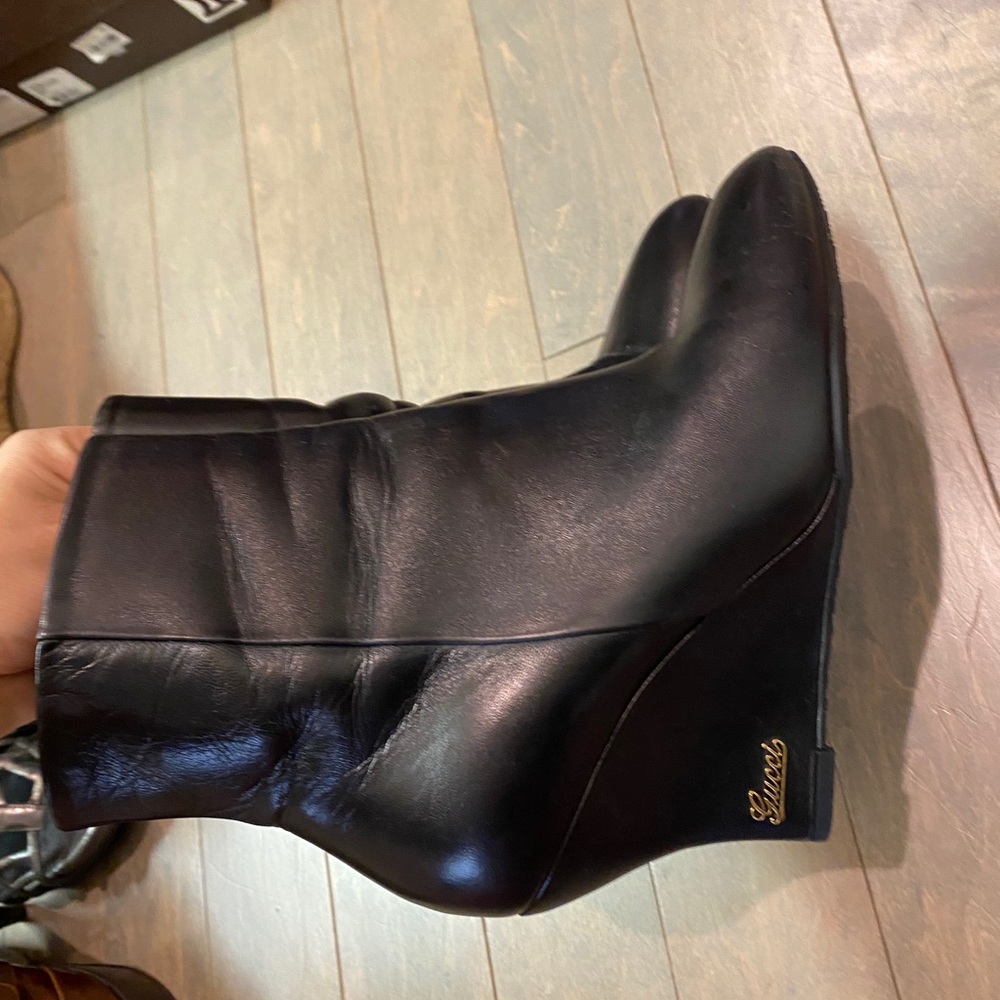 Gucci vintage booties